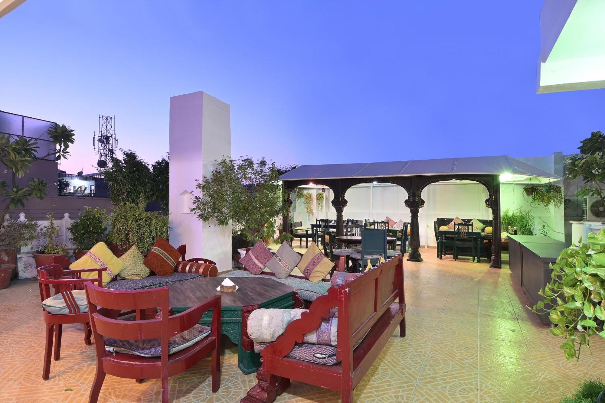 The Pinky Villa - Heritage Boutique Suites Nueva Delhi Exterior foto
