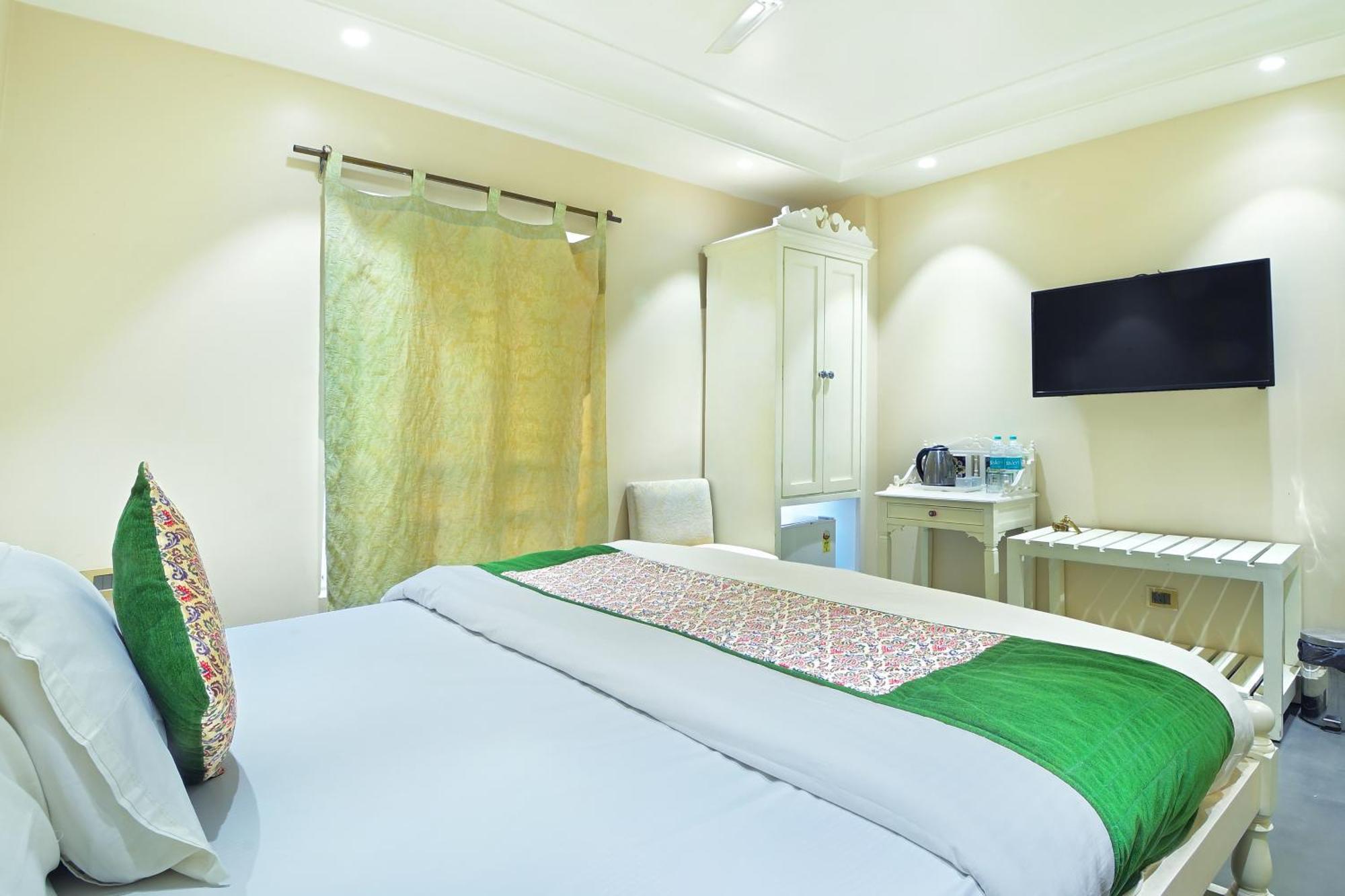 The Pinky Villa - Heritage Boutique Suites Nueva Delhi Exterior foto