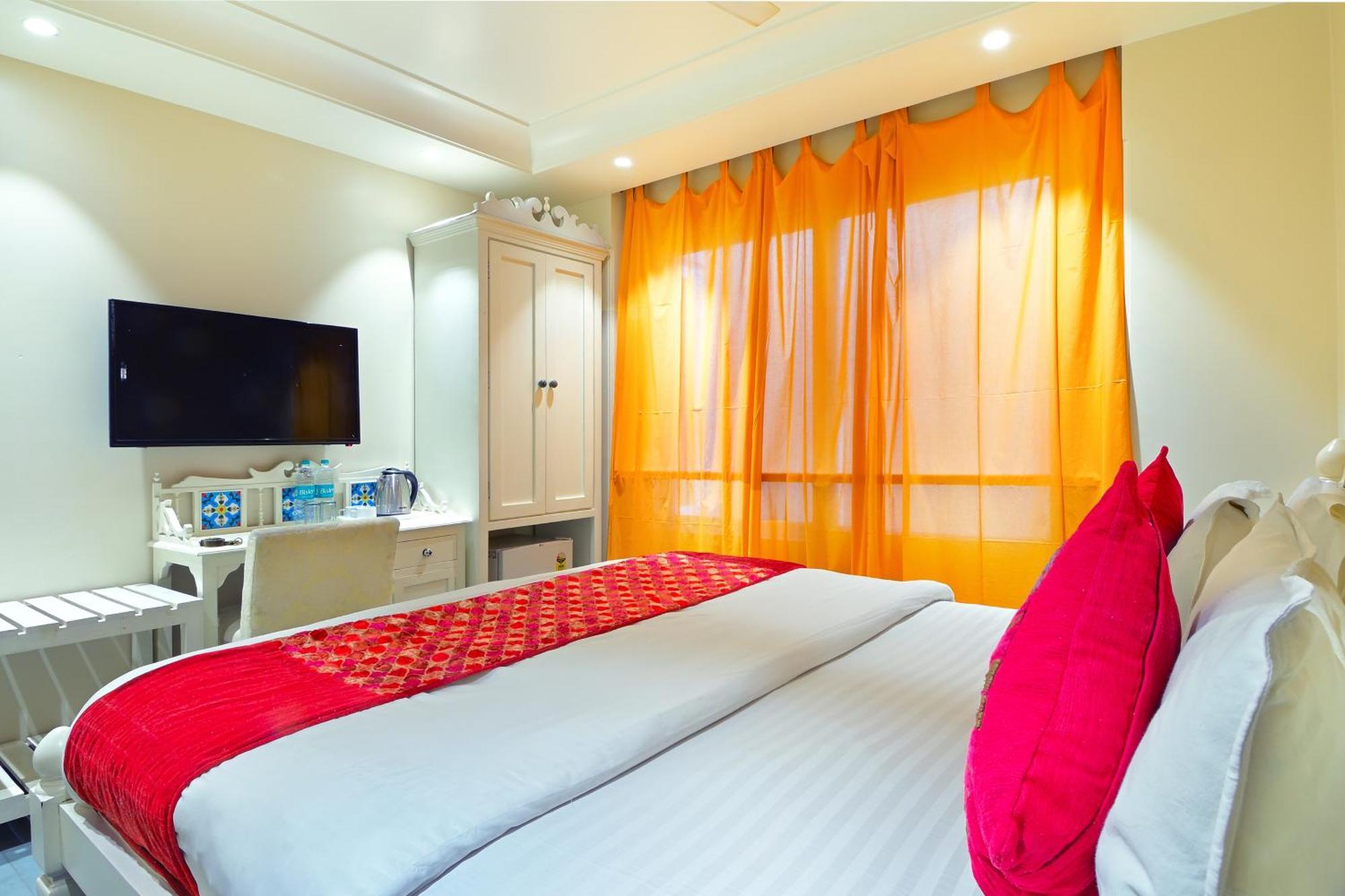 The Pinky Villa - Heritage Boutique Suites Nueva Delhi Exterior foto