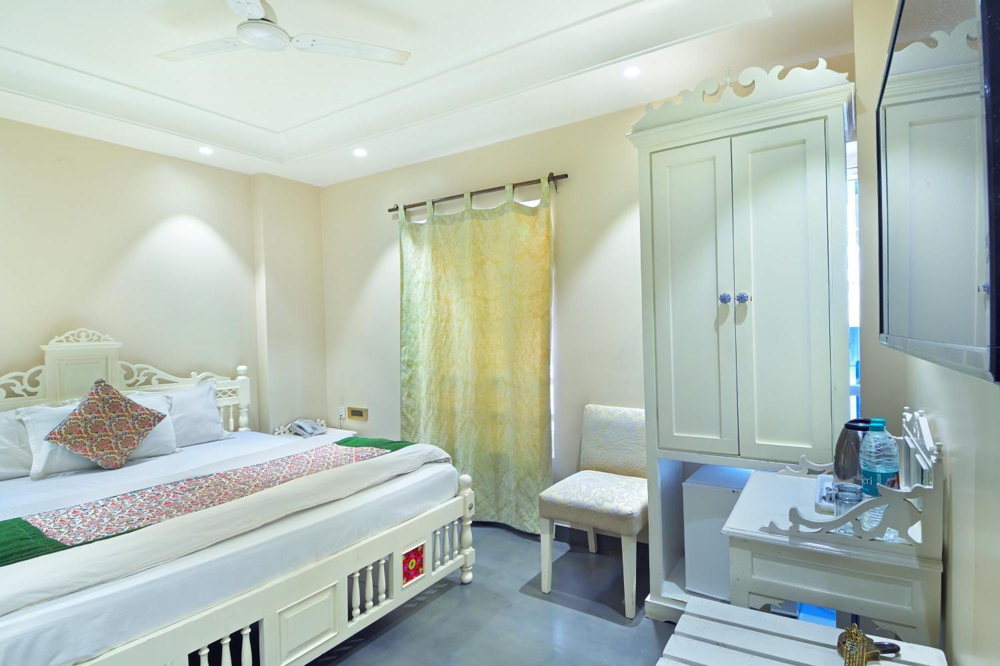 The Pinky Villa - Heritage Boutique Suites Nueva Delhi Exterior foto