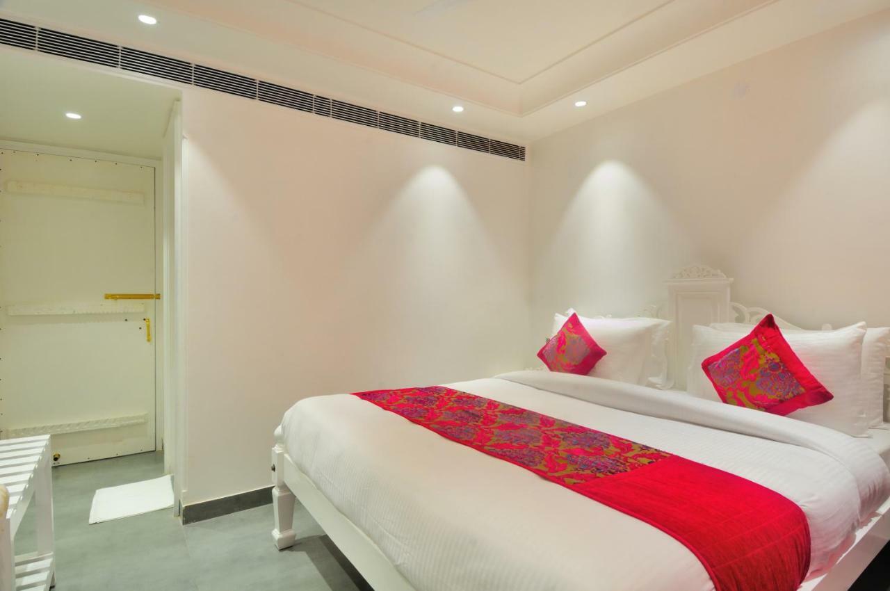 The Pinky Villa - Heritage Boutique Suites Nueva Delhi Exterior foto