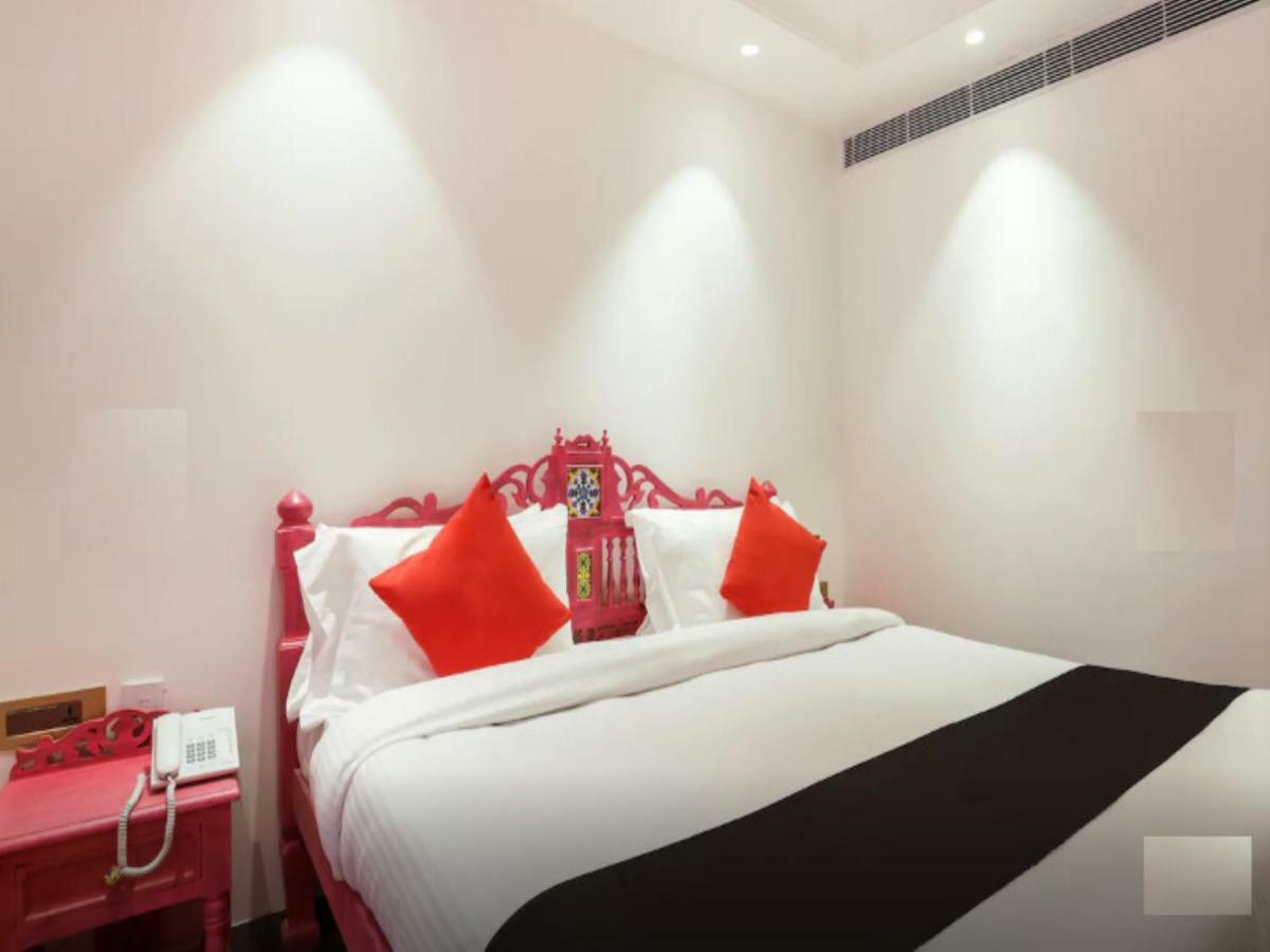 The Pinky Villa - Heritage Boutique Suites Nueva Delhi Exterior foto