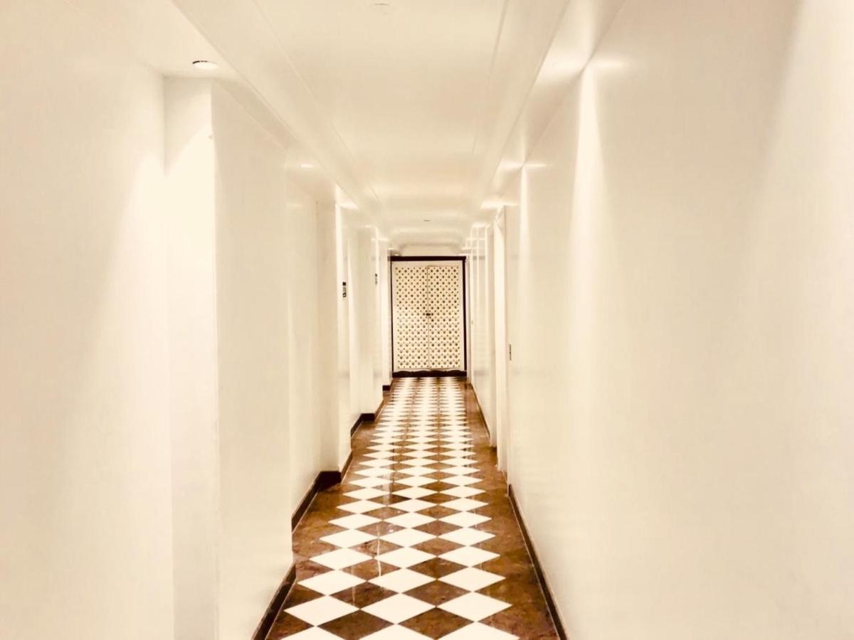 The Pinky Villa - Heritage Boutique Suites Nueva Delhi Exterior foto